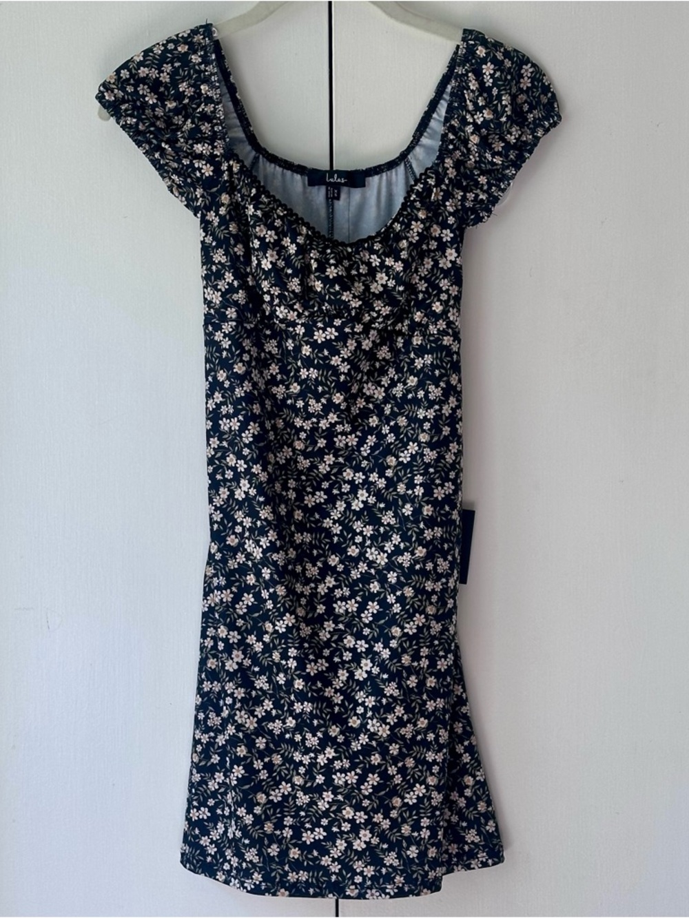 Lulu's Black Floral Cap-Sleeve Dress NWT